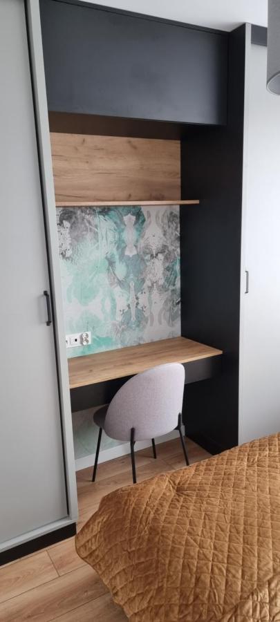Ferienwohnung Apartament Z Klasa Gliwice Exterior foto